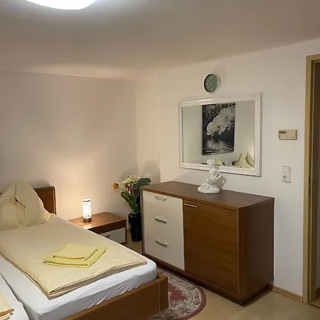 Bella * Sankt Georgen im Attergau